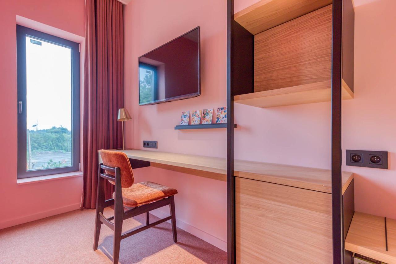 Mah Hotel Saint-Ghislain Екстериор снимка