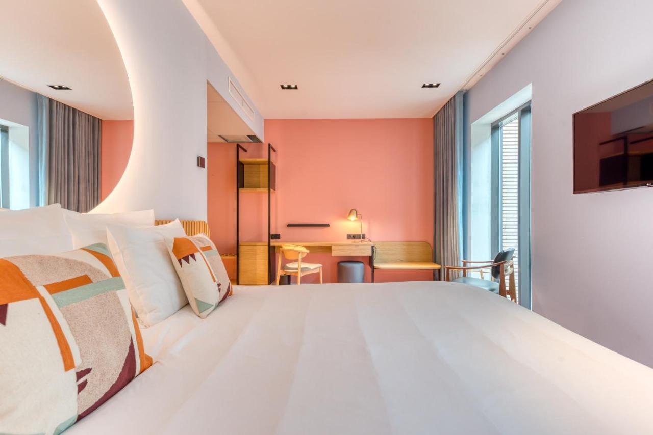 Mah Hotel Saint-Ghislain Екстериор снимка
